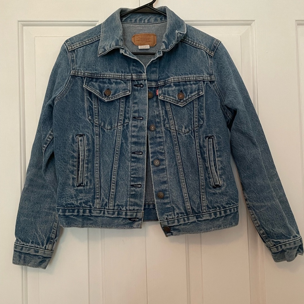 Vintage Levi’s Denim Jacket Sz Med